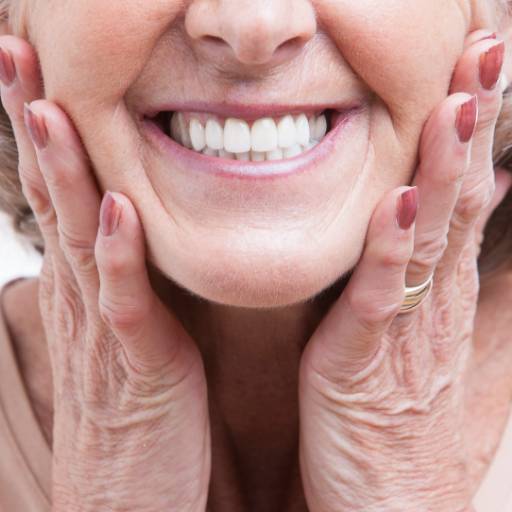 Dentist who specializes in Dentures in Tewksbury MA