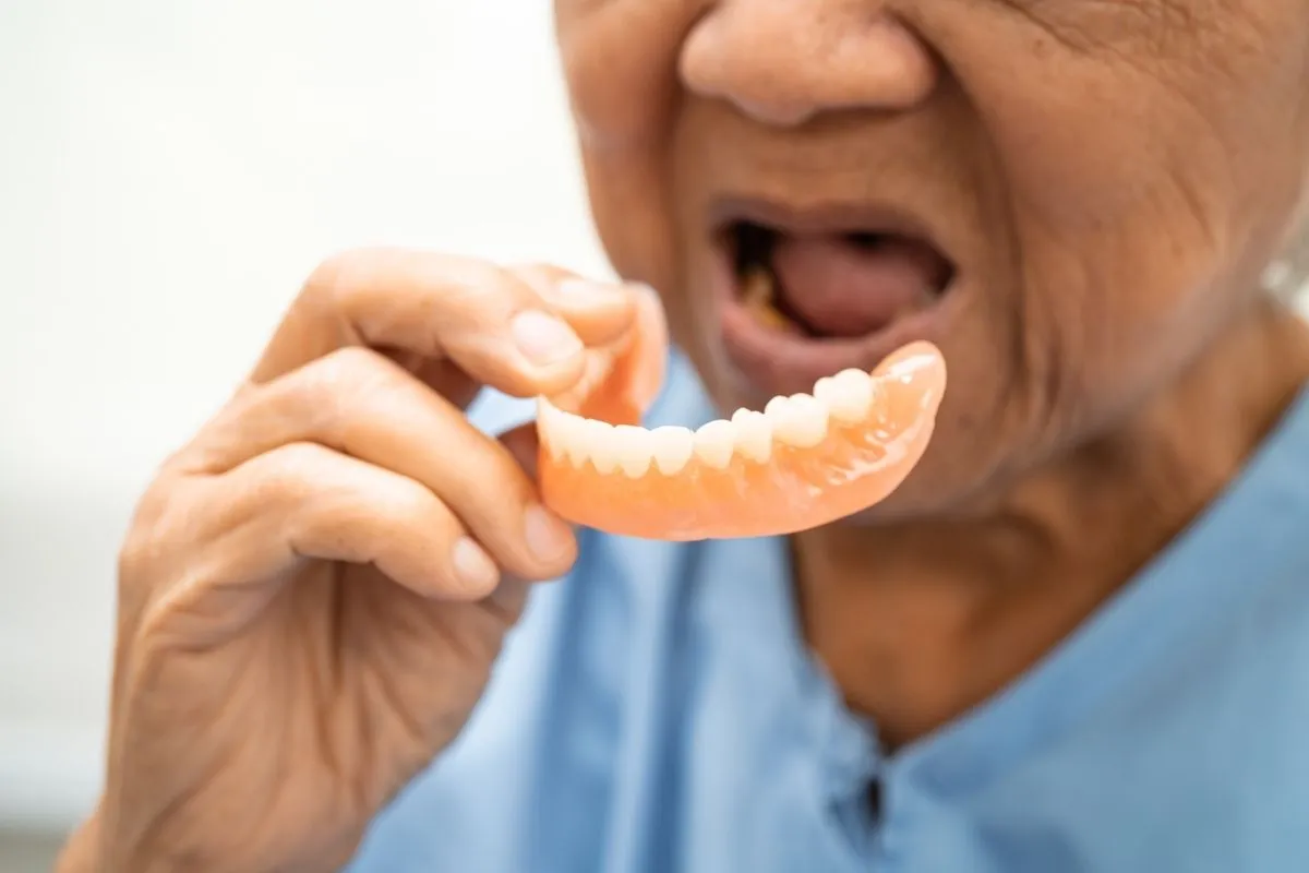 How to Use Denture Cleaner Tablets: A Step-by-Step Guide